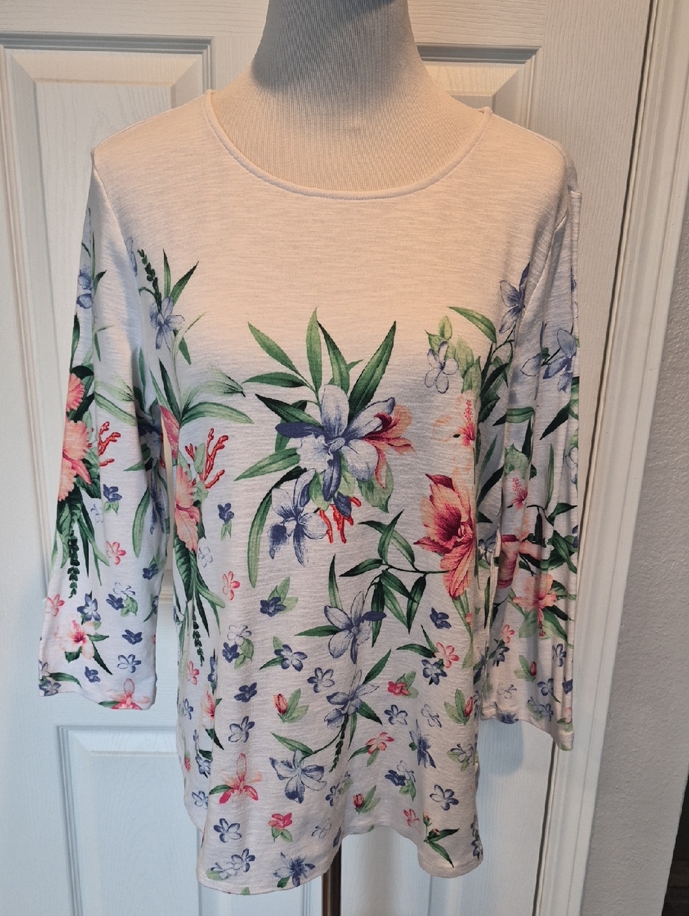 Tommy Bahama White Knit Top with Navy Logo Stitching